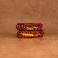 imagem  Burger de calabresa recheado com queijo prato (2 unidades)