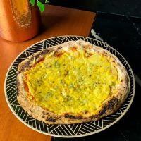 imagem  Pizza 4 queijos (30cm)